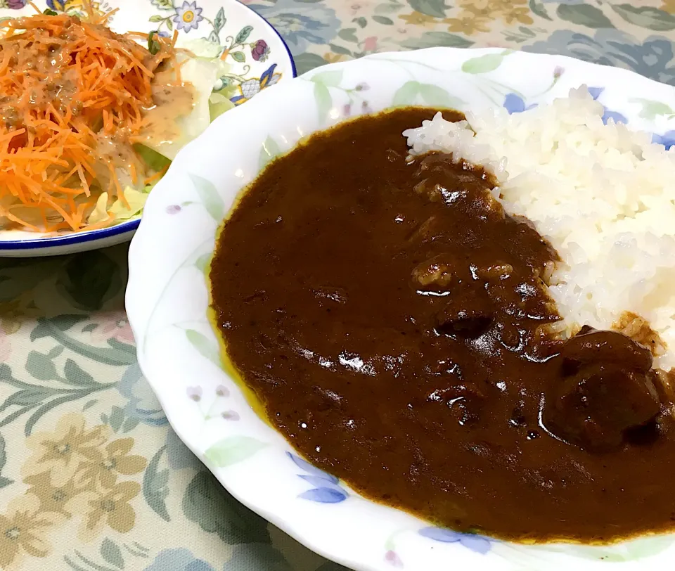 欧風ビーフカレー🍛|ゆうじ.さん