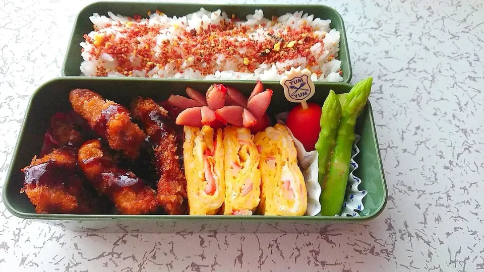 Snapdishの料理写真:息子君の一口カツ弁当～|マアジュさん