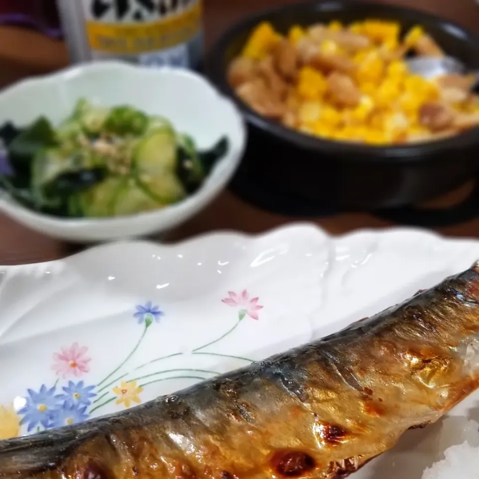 Snapdishの料理写真:夕食◎鯖の塩焼き🐟🍻|しょちちさん