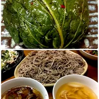 Snapdishの料理写真:お騒がせ大葉の漬けおにぎりとお蕎麦2種のつゆ|アリスさん