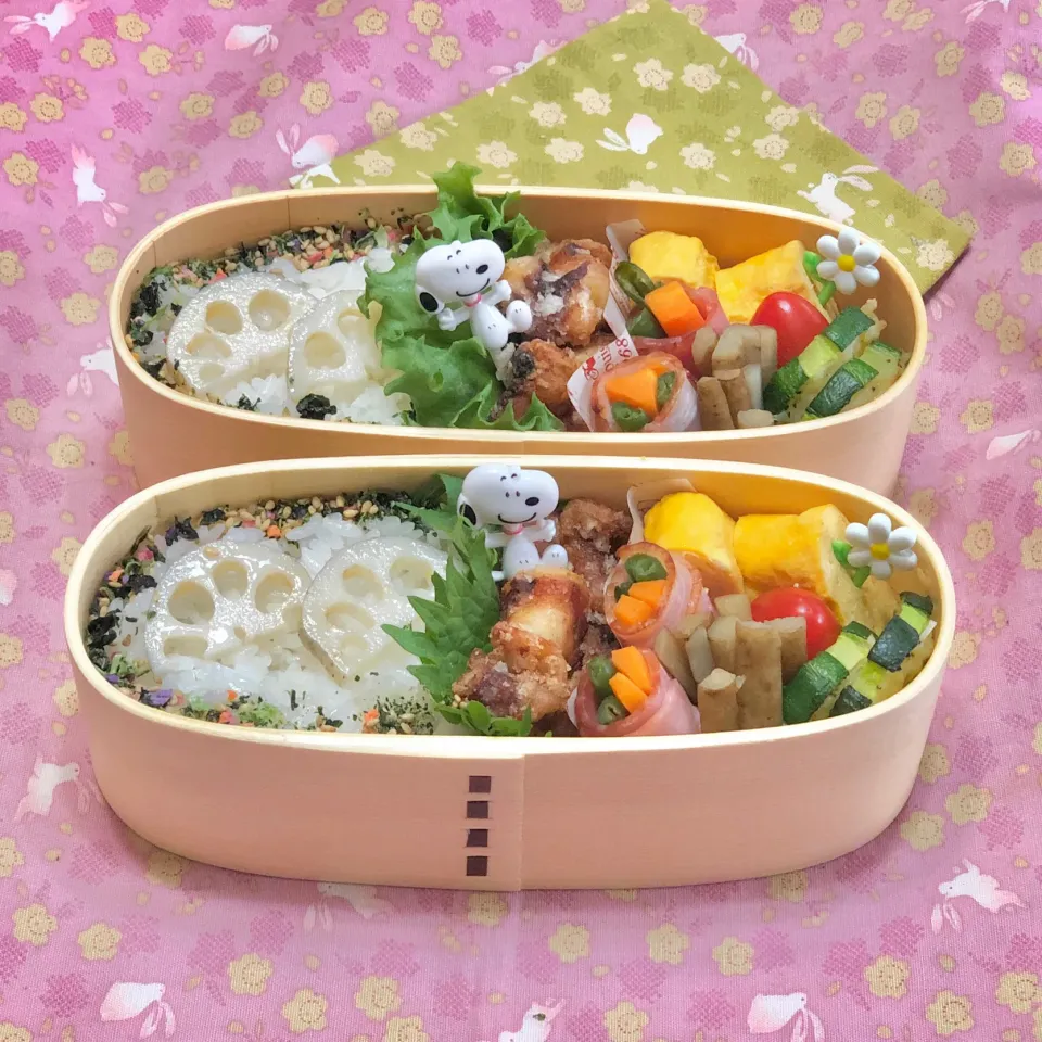 タコの唐揚げ☘の双子ちゃんお弁当💙❤️ 6/25木|sweet homeさん