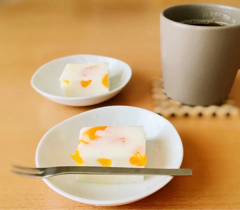 Snapdishの料理写真:懐かしの　牛乳寒天|FIKA789さん