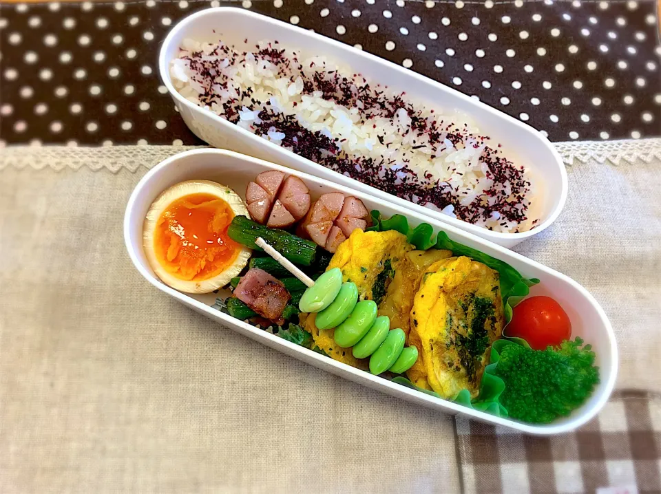 焼売ピカタ😜煮卵🥚ウインナー🌸いんげんベーコンソテー 🥓枝豆ピック😗🥦🍅🍚|あやこさん