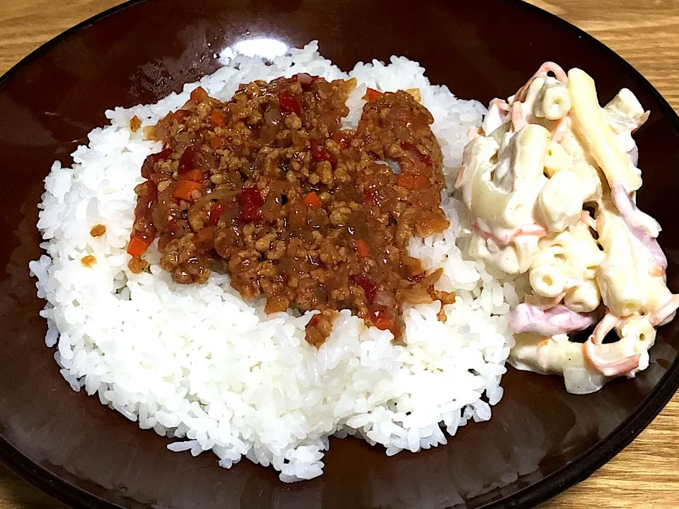 ☆セブンイレブンのタコスミートで簡単ご飯 ☆マカロニサラダ|まぁたんさん