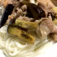 Snapdishの料理写真:ナス塩バラ炒め（ナスと豚バラ塩炒め）素麺|Hiromi Miyauchiさん