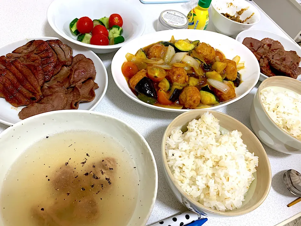 Snapdishの料理写真:牛タン定食＋夏酢豚|sochan0605さん