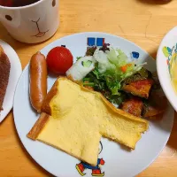 Snapdishの料理写真:座布団オムレツ|くみこさん