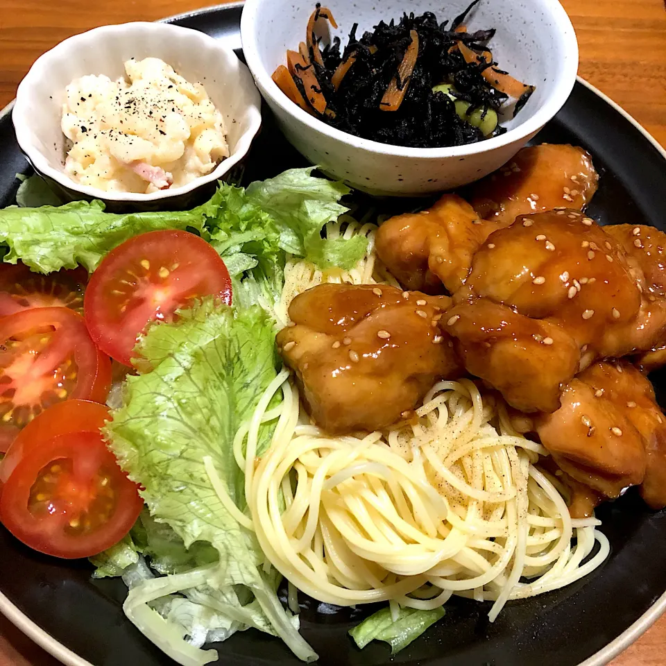 Snapdishの料理写真:鶏の照り焼きワンプレート|ssssさん