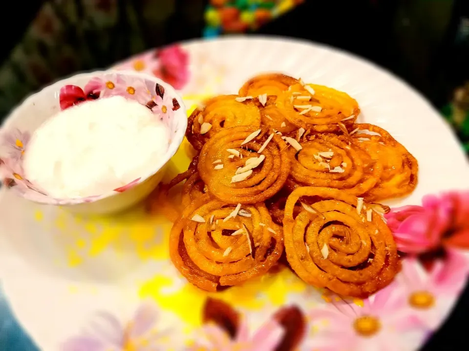 JALEBI an indian most popular sweet dish|Jeet Rastogiさん