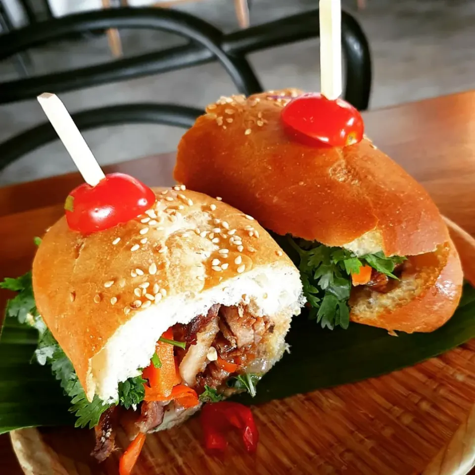 BBQ Pork Sandwich|envymaqueenさん