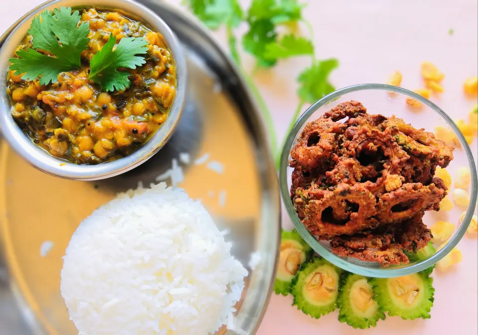 #  Lunch Drumstick leafes dal curry rice and bitter gourd fry 😊|nivedhasankar64@gmail.comさん