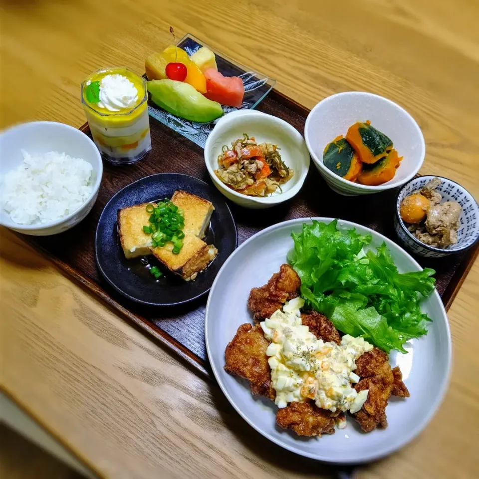 Snapdishの料理写真:『職場近くのフルーツ屋さんで、旬の果物』|seri-chanさん