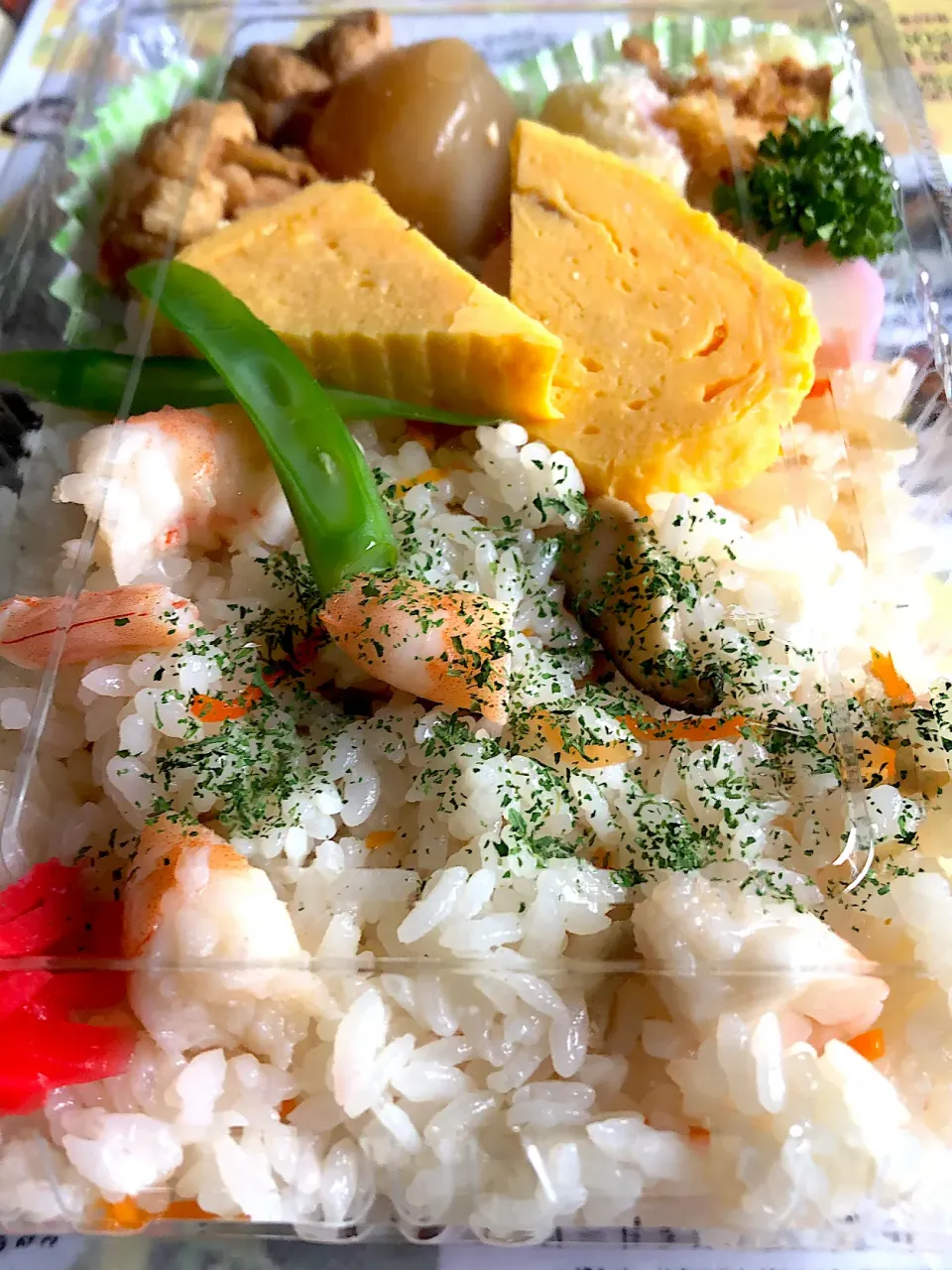 Snapdishの料理写真:#もも弁＃さっぱりチラシ寿司＃煮物ポテラさん付き＃今日も一日頑張りましょう！＃横浜グルメ|まろももかさん