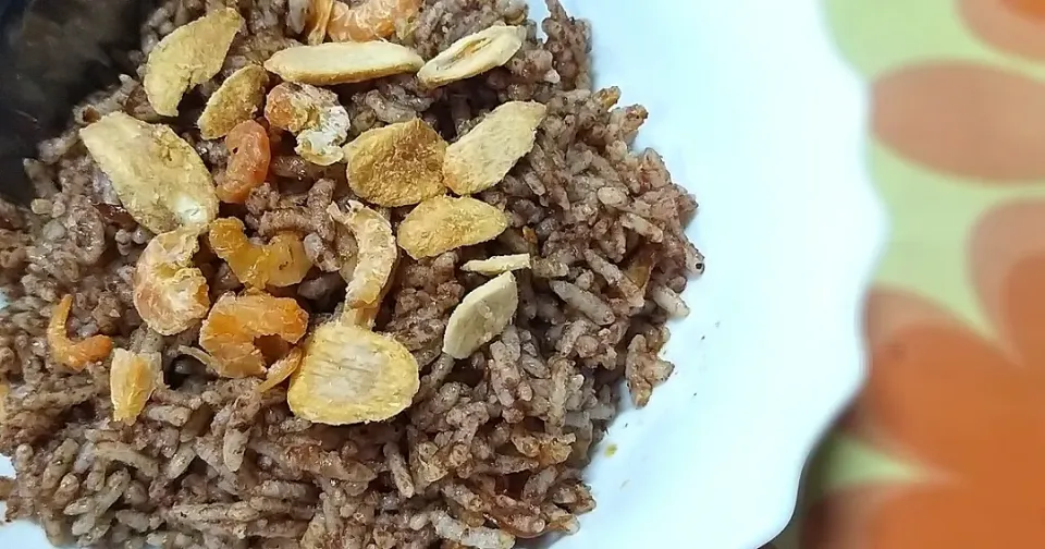 Black rice salad, made with bean paste|Lwin Lwin Choさん