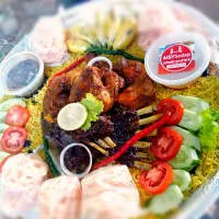 Snapdishの料理写真:Biryani XL (Top Order) 
Porsi 5 orang komposisi Ayam Bakar 3 porsi dan Kambing Bakar 2 Porsi

Hidangan ini mampu membuat anda bahagia dan senang saat berkumpul |Dian Eko Prasetyoさん