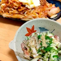 Snapdishの料理写真:豚キムチうどん|くみこさん