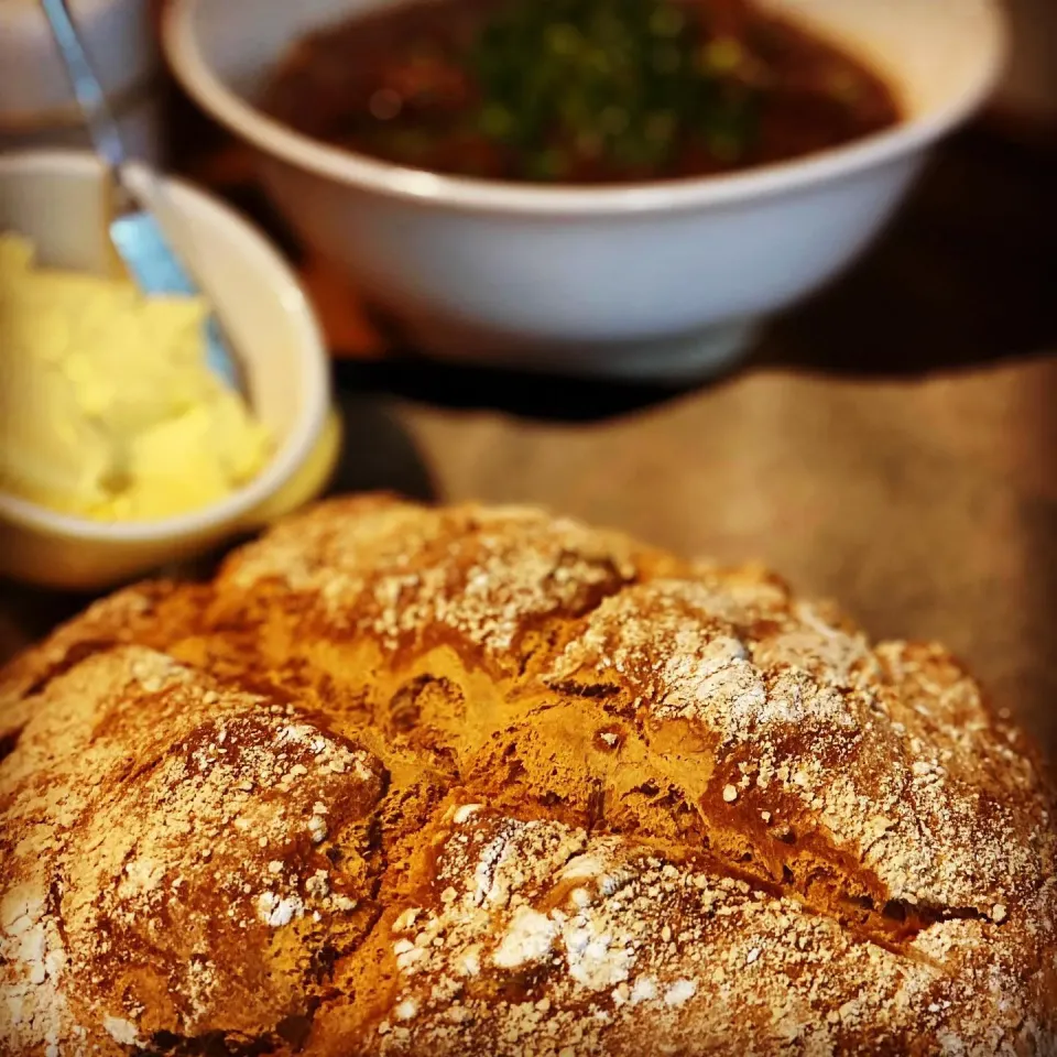 Snapdishの料理写真:Red Onion & Miso  Ramen with Negi (noodles) with Garlic & Parmesan Crusty Homemade Bread #ramen #bread #homecooking #homebaking #chefemanuel|Emanuel Hayashiさん