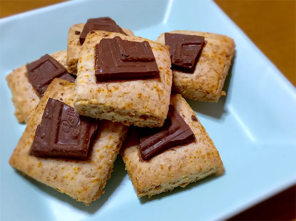 ざくざく＊全粒粉とチョコのビスケット|ちほんぽさん