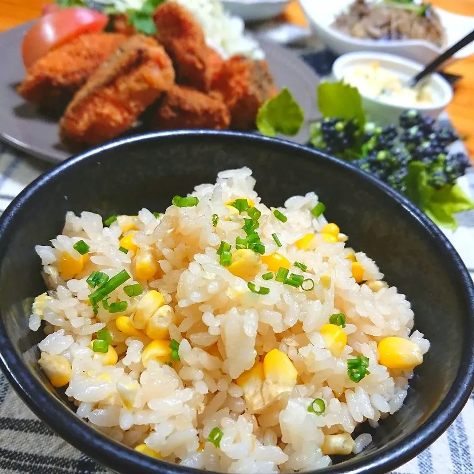 からあげビールさんの料理 旬のとうもろこしで♪これうま!オイバタとうもろこしご飯|とまと🍅さん