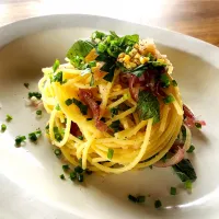 Snapdishの料理写真:薬味たっぷりパスタ😋|はるきちさん