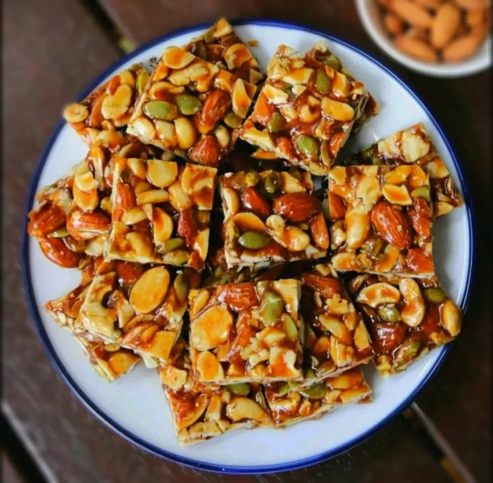 Dry Fruits with Jaggery
#IndianChikki#BadamPatti🖼️|Twinkleさん