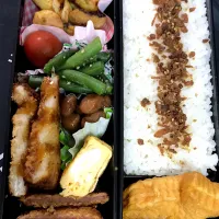 #男子高生弁当#タンドリーチキン#アジフライ#お弁当ハムカツ#プチたい焼き|mmmさん