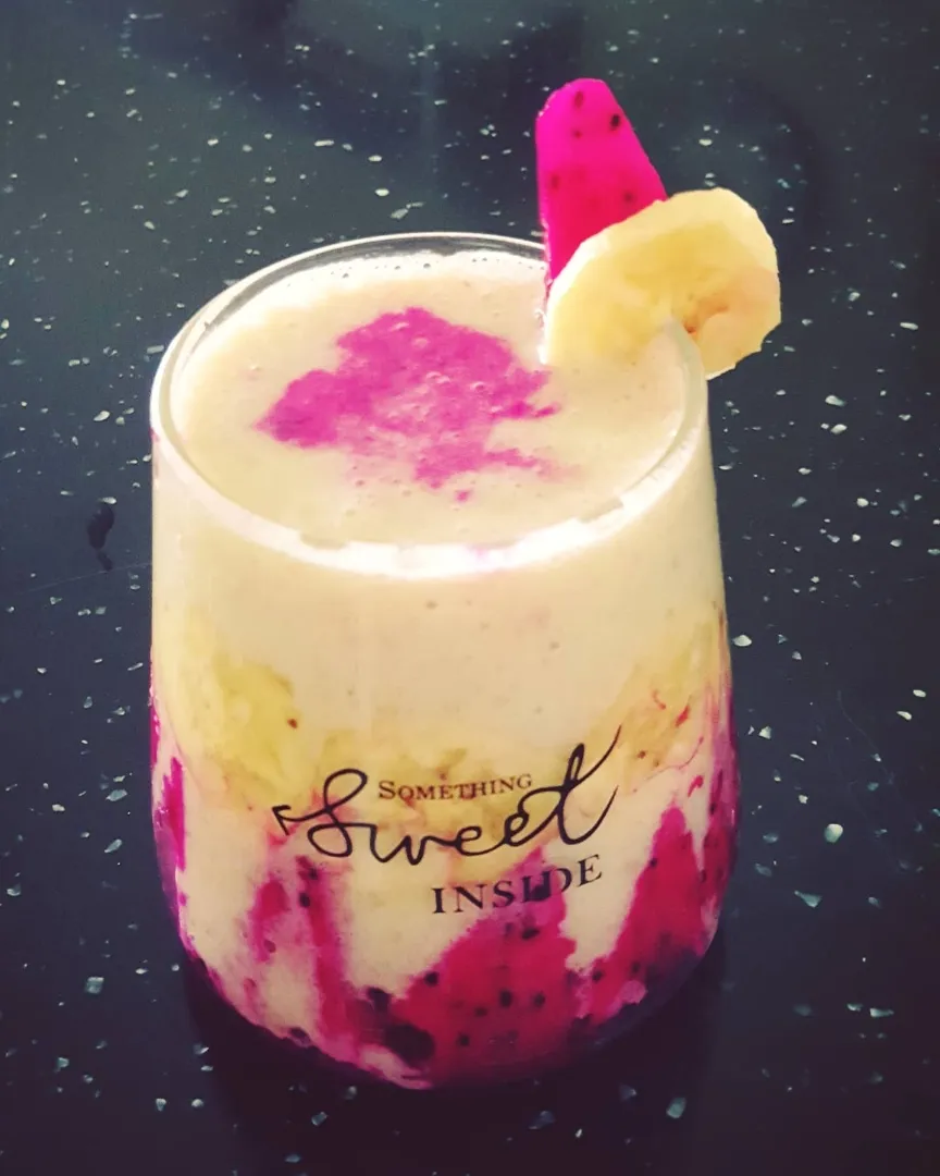 Shake Lover + Dragon Fruit +🍌|envymaqueenさん