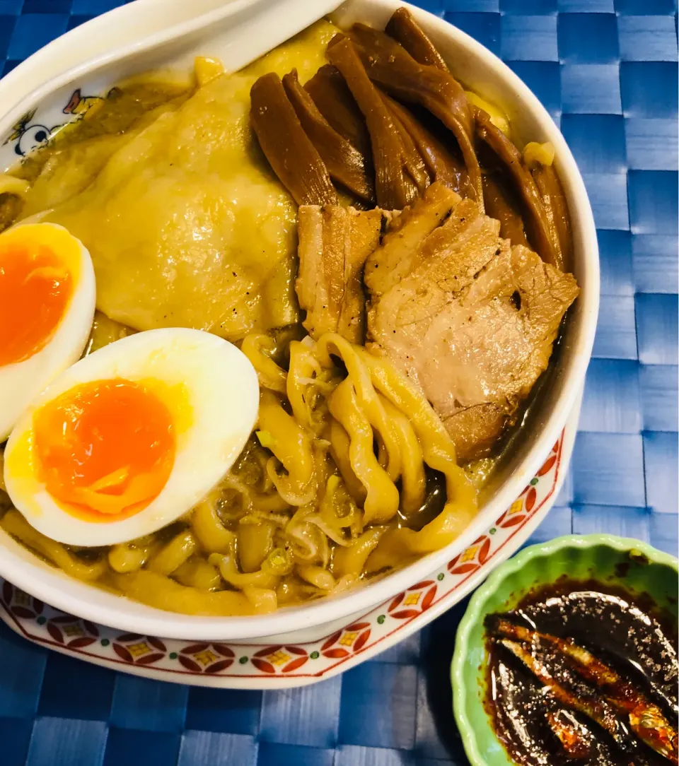 Snapdishの料理写真:すごい！煮干ラーメン凪🍜|marron(まろん)さん