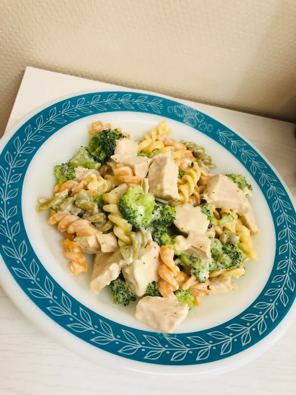 Chicken Alfredo and broccoli|Miyu Yasudaさん