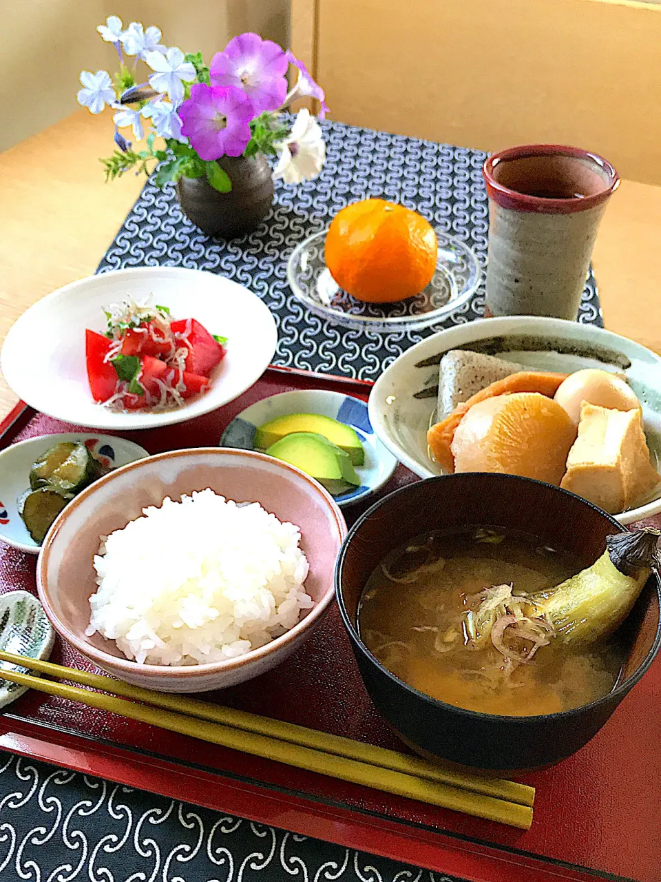 🍆焼きなすの味噌汁で朝ご飯|サミカさん