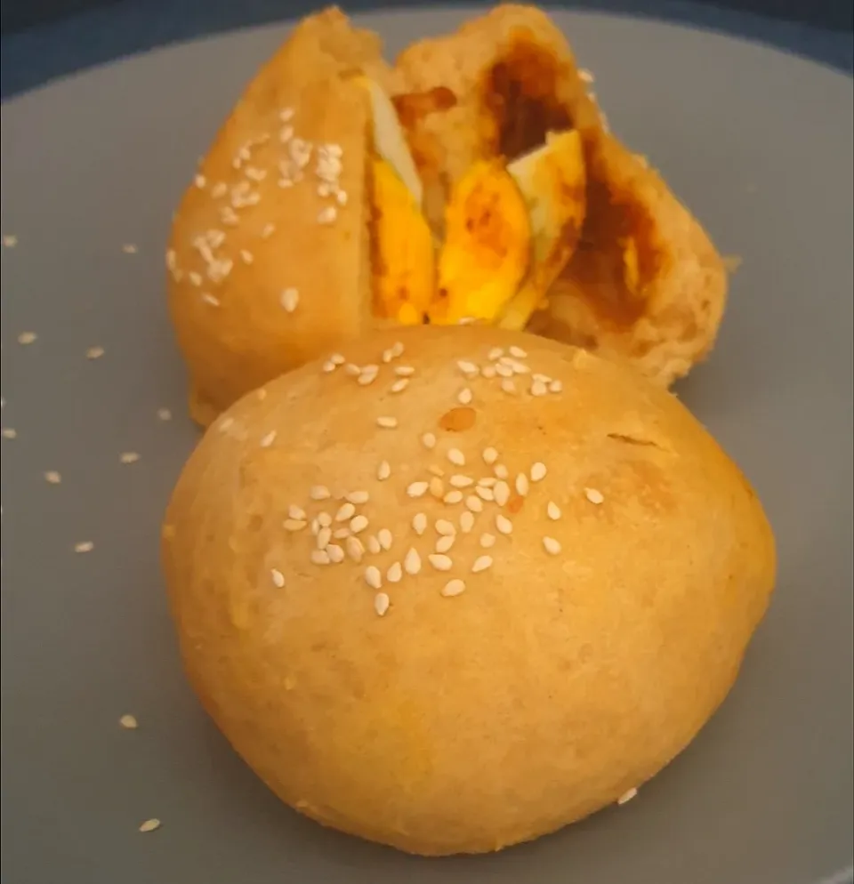 Snapdishの料理写真:Egg stuffed bun # whole wheat# Snacks|Jessyさん