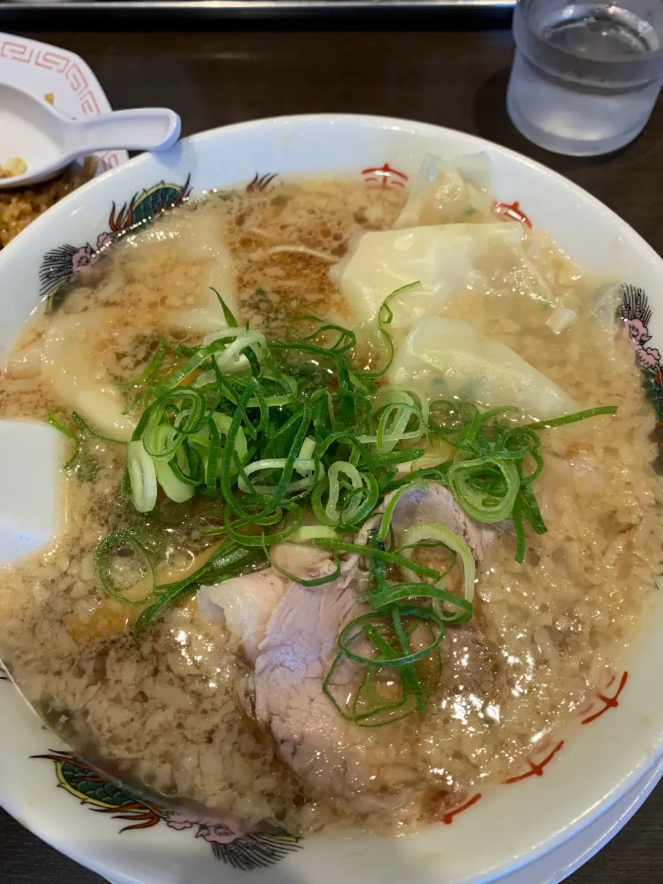 来来亭のワンタン麺|Morito Kamiyaさん