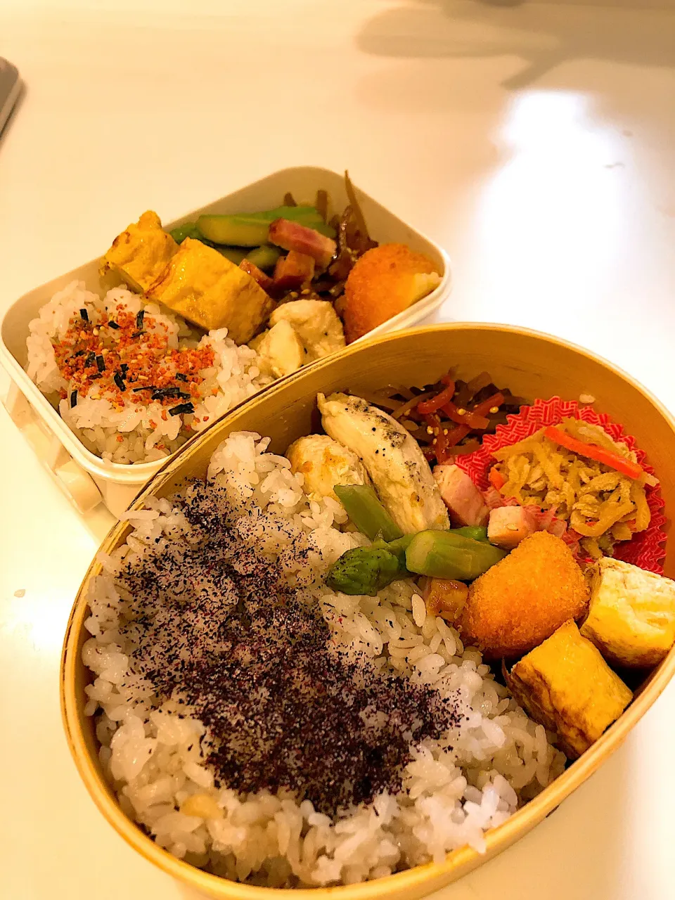 Snapdishの料理写真:鶏胸肉のゆずこしょう炒め、アスパラベーコンのバターあえ弁当|kayoさん