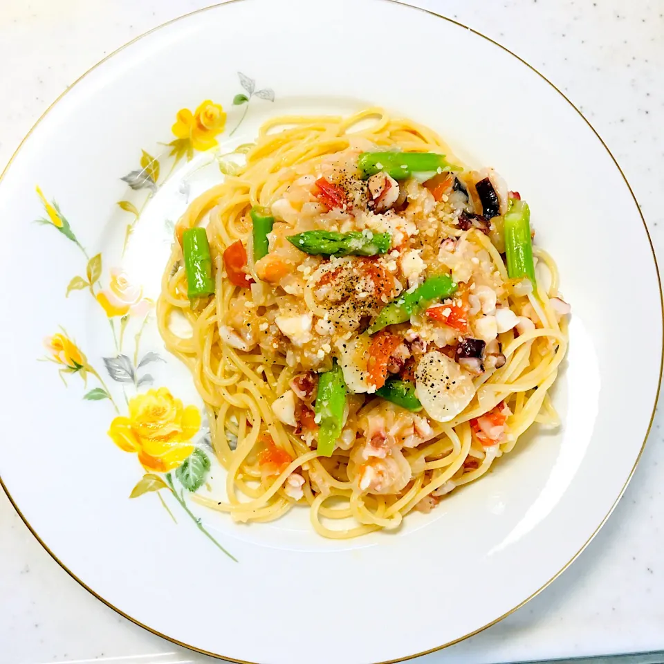 Snapdishの料理写真:たこと夏野菜のパスタ𓇼*|な。さん