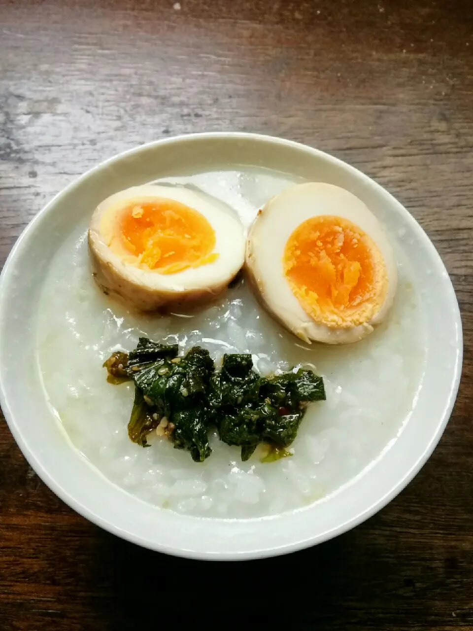 大葉のピリ辛醤油漬けのゆで玉子をのせた中華風がゆ|にんにくと唐辛子が特に好き❤️(元シャリマー)さん