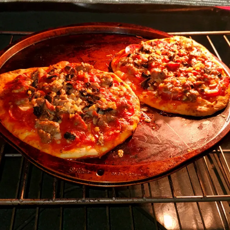 Flatbread pizza|Carolyn Sincere Marshallさん