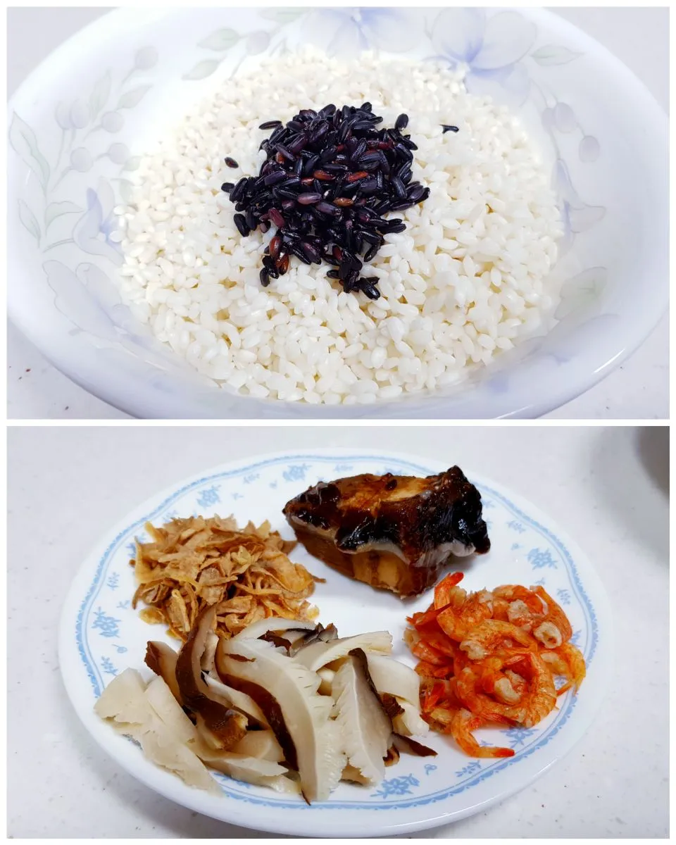 Snapdishの料理写真:steamed glutinous rice with pork belly|steven z.y.さん