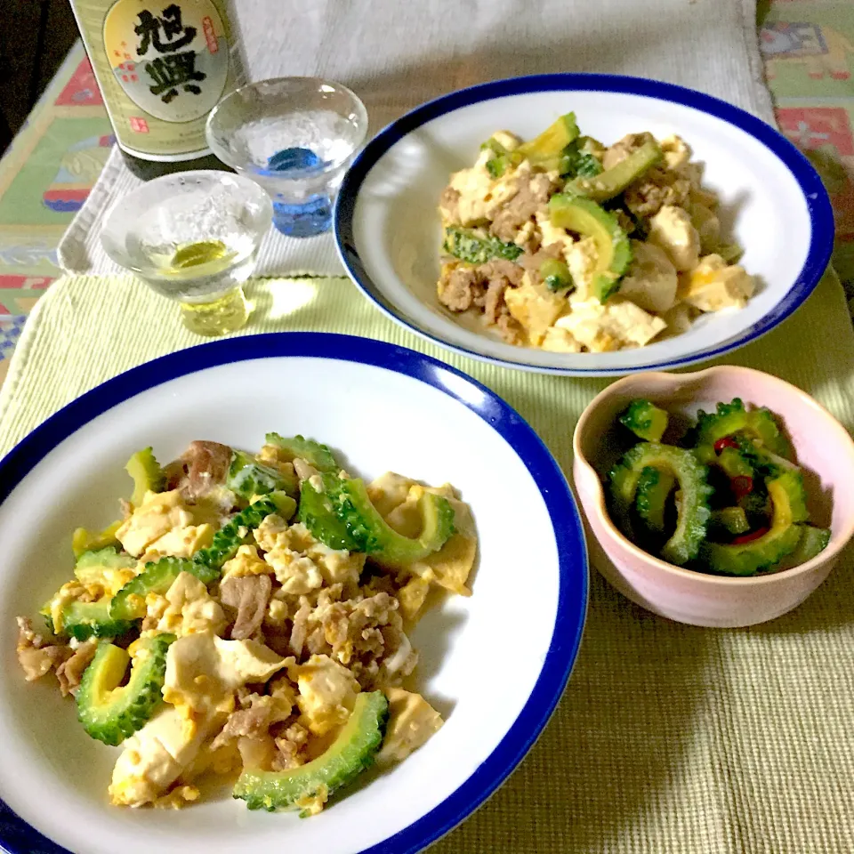 ゴーヤチャンプルとゴーヤのお漬物で頂きまぁす🍶|Emiさん