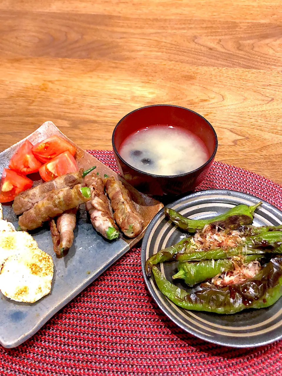 オクラの肉巻きと万願寺とうがらし|さくらさん