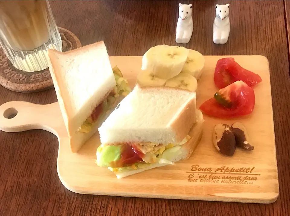 朝ごはん #breakfast  #キャベツオムレツサンド  #sandwich  #pasco|小松菜さん