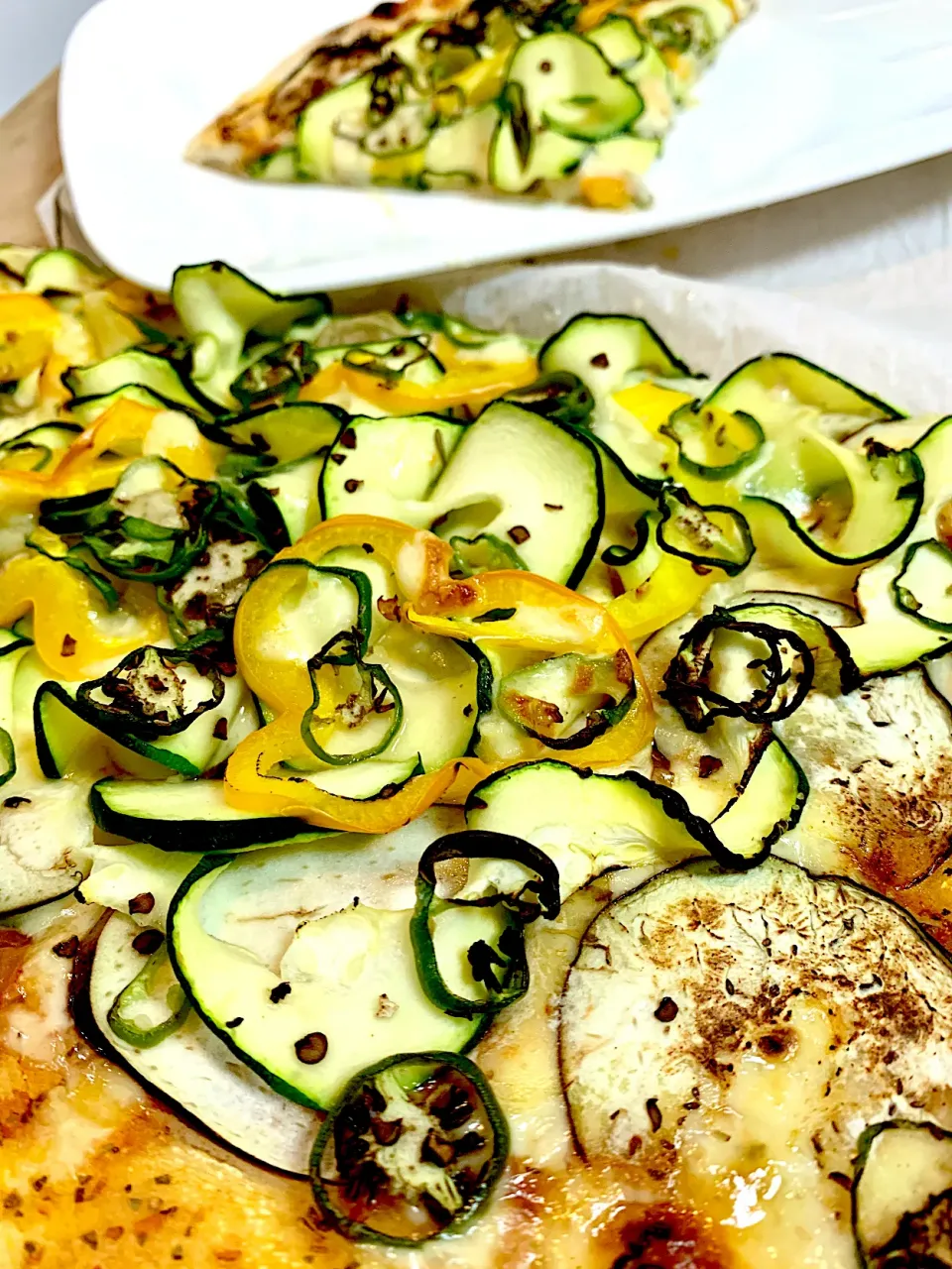 Zucchini and Eggplant Sourdough Pizza|gonbenさん