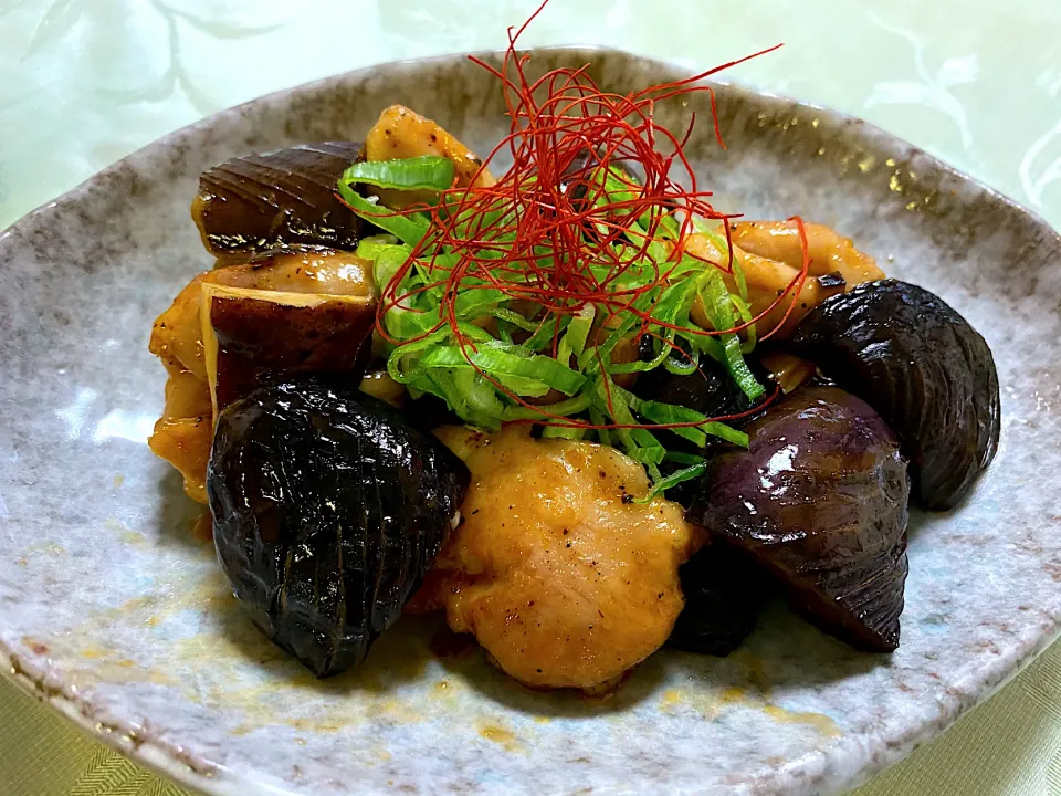 お子ちゃまも大好き!!茄子と鶏肉の 甘辛炒め|ぽっちさん