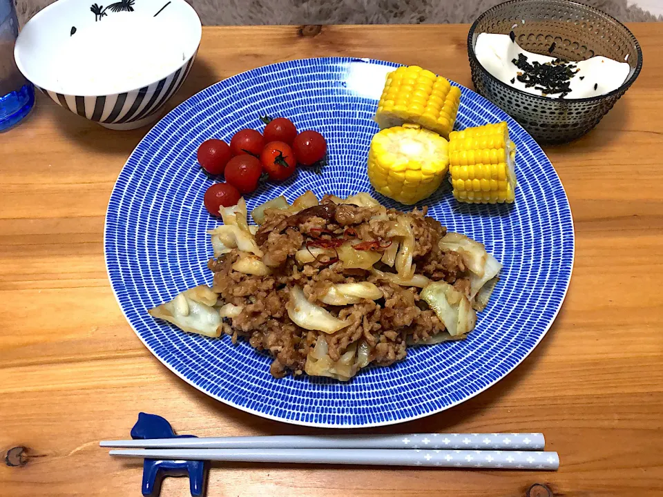 Snapdishの料理写真:肉味噌キャベツ炒め|saknさん