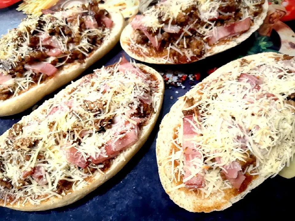 BAGUETTES BARBECUE PIZZA|Nerisaさん