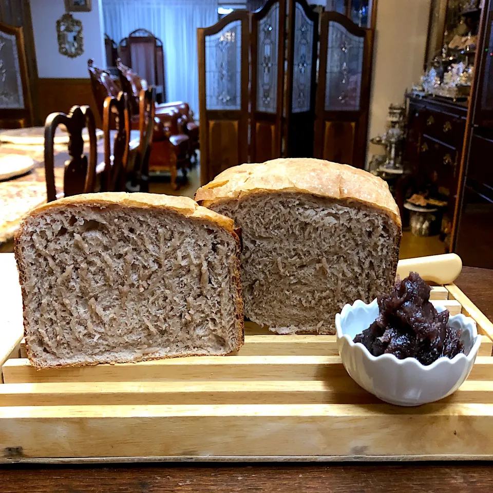 あんこ食パン🍞|henryさん