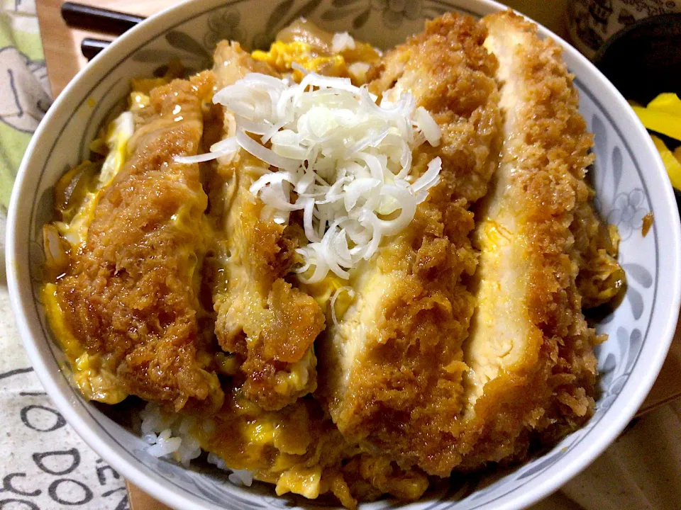 Snapdishの料理写真:チキンかつ丼|ikepさん