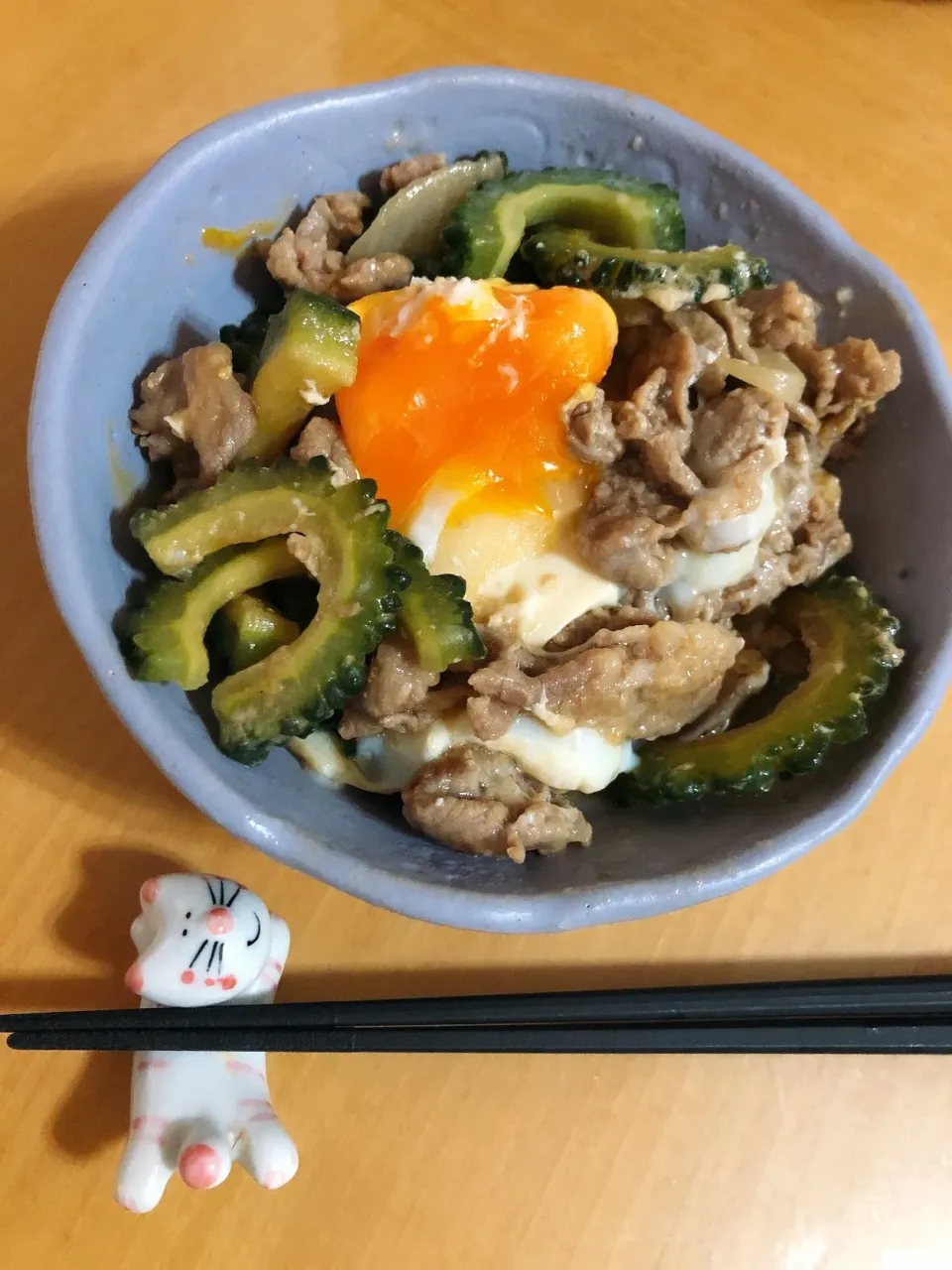 Snapdishの料理写真:ゴーヤチャンプルーな感じ|sana.ayaさん