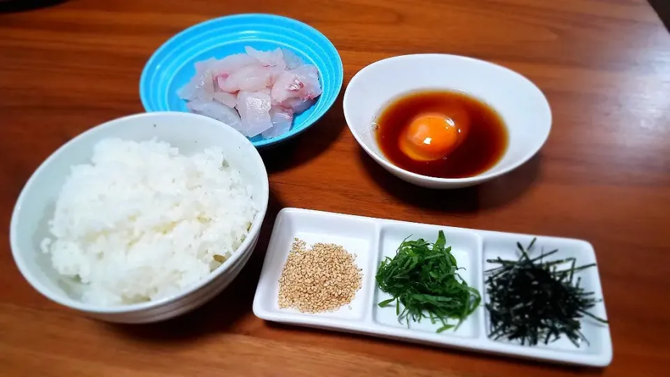 Snapdishの料理写真:宇和島の鯛飯を再現😊|masaki .fさん