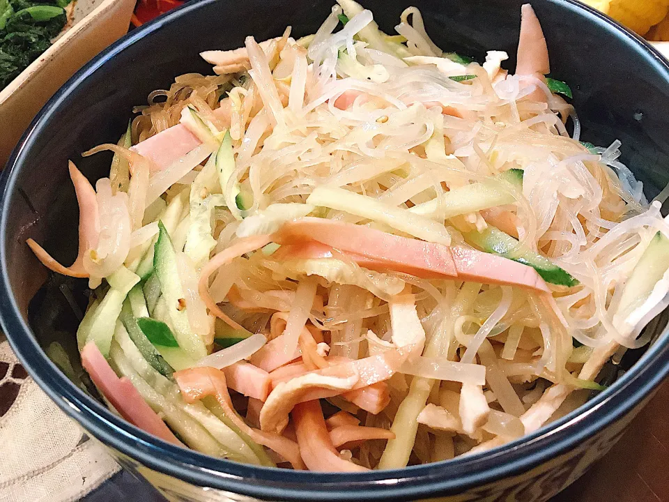 春雨のサラダ🥗😋|アライさんさん