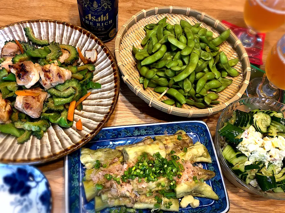 焼き茄子　枝豆　鶏もも肉とゴーヤのココナッツオイル炒め|じゅんさんさん